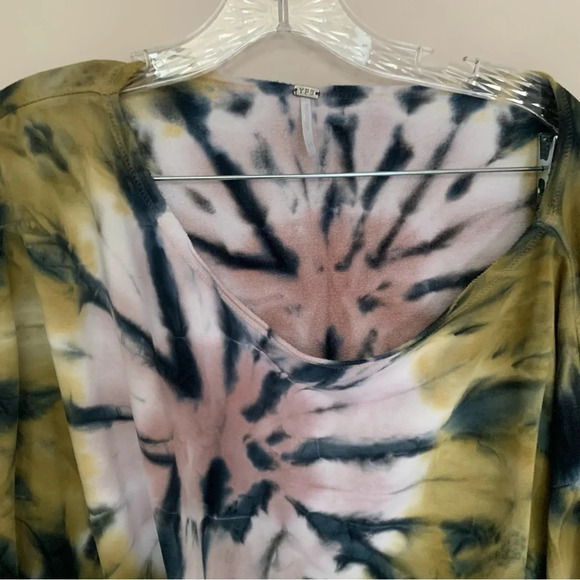 Young Fabulous  & Broke Tie Dye Off The Shoulder Oversized Sweater XS - Picture 7 of 10